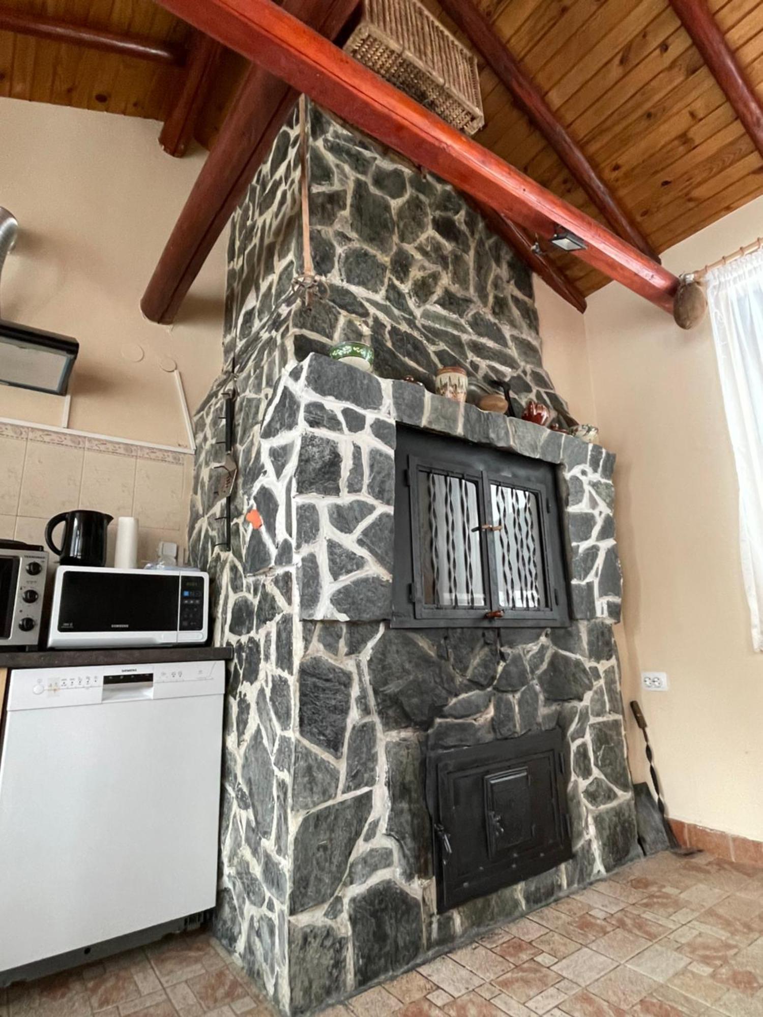 Mama Emiliya Guest House Beli Iskar Dış mekan fotoğraf